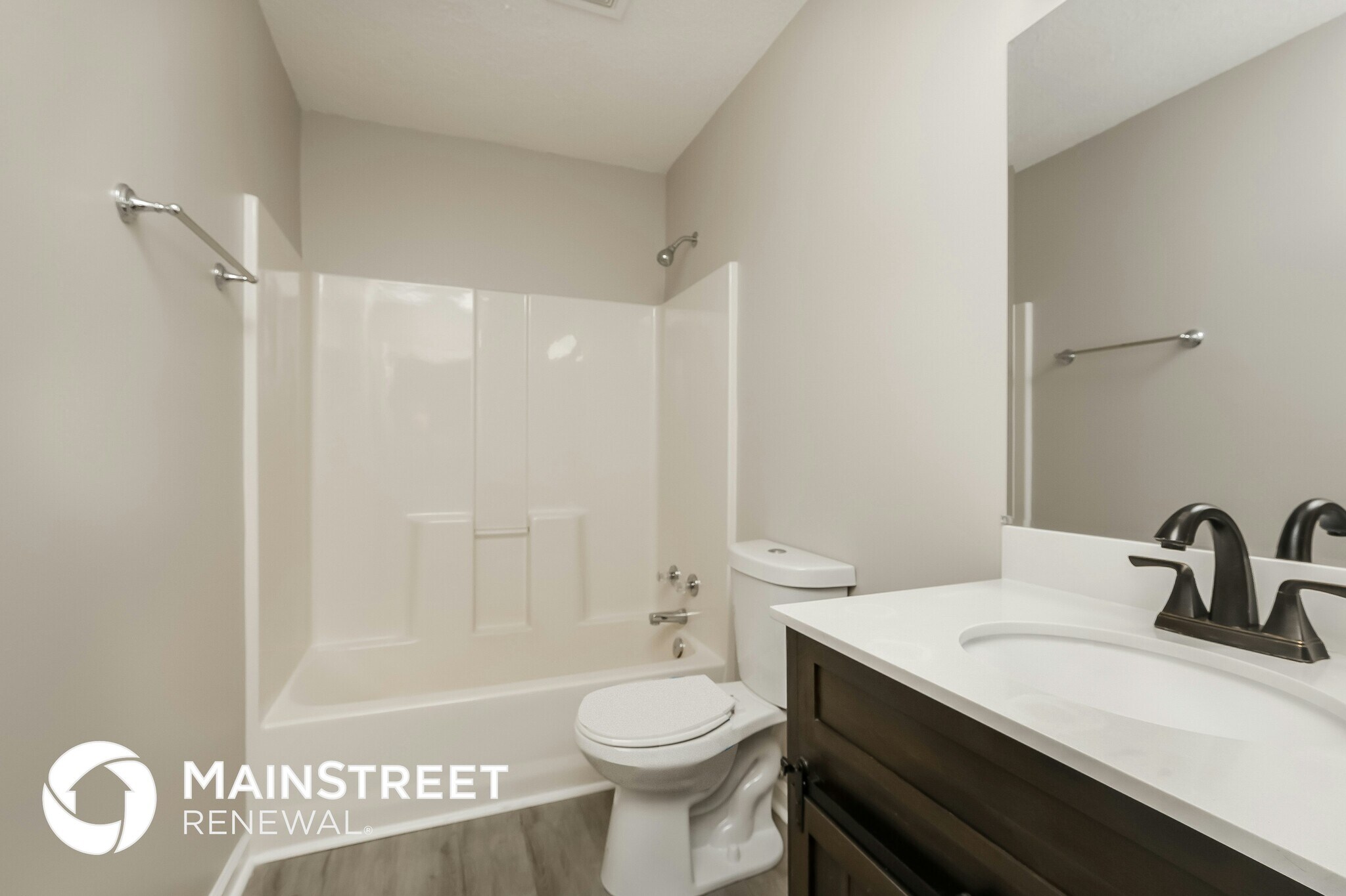 Building Photo - 703 Lou Gehrig Cir