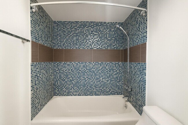 Building Photo - 7510 Hornwood Dr