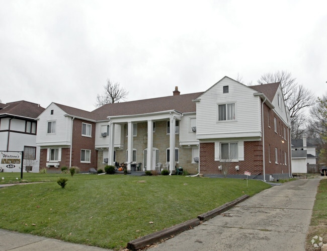 Primary Photo - Watson's Apartments