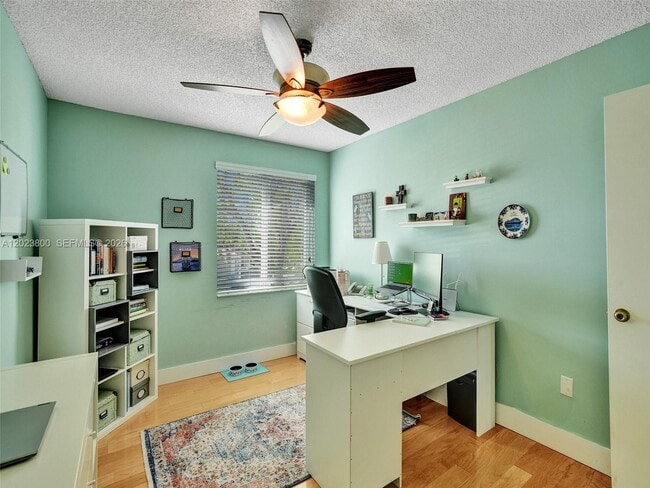 Building Photo - 700 NW 158th Ln