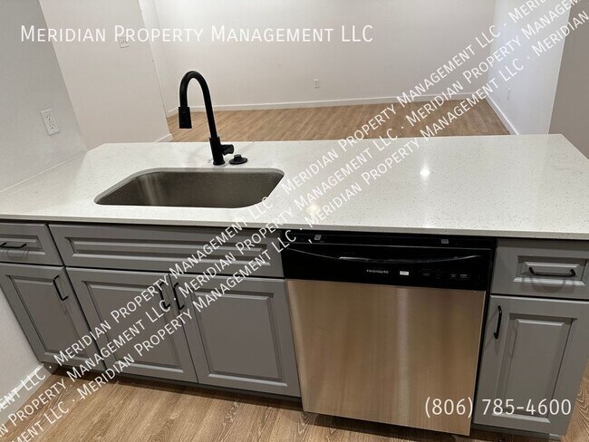 Building Photo - 5802 Urbana Pl