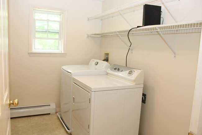 Building Photo - Long Term Rental in Sandwich - 3 Bedroom H...