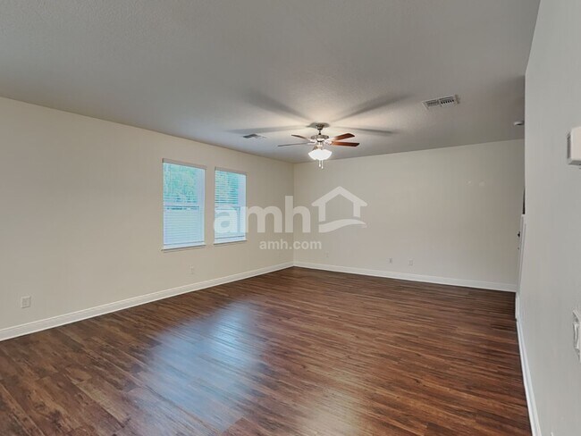 Building Photo - 2800 Ponds Trl