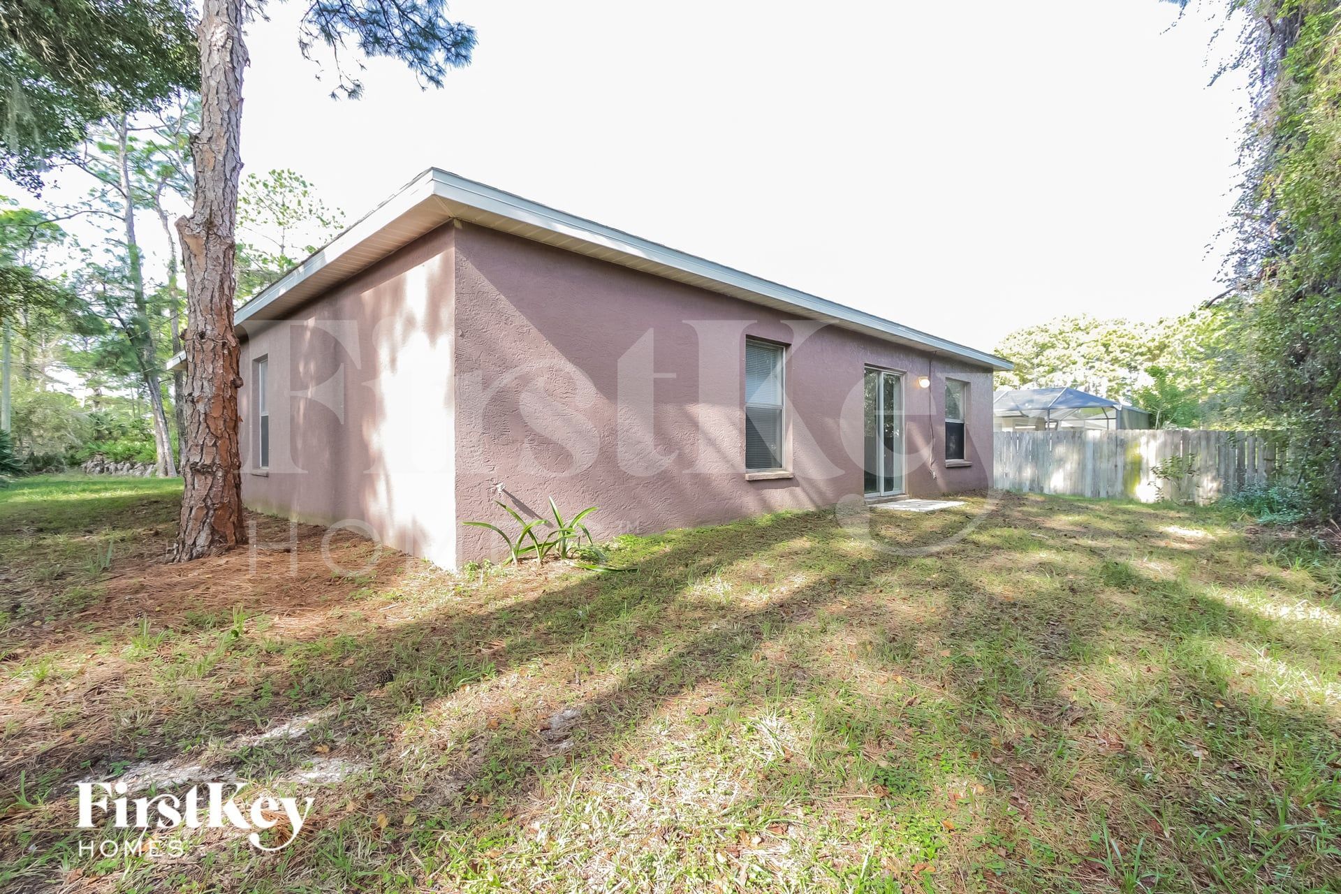Building Photo - 3422 Renault Cir