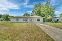 Building Photo - 2682 Wasina Dr