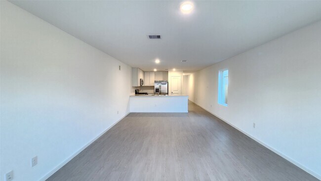 Building Photo - 26735 Feather Reed Dr