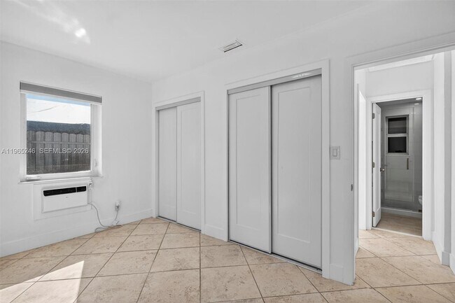 Building Photo - 7320 S Waterway Dr