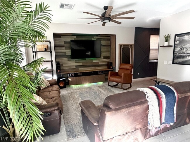 Building Photo - 8067 Tank Loop St