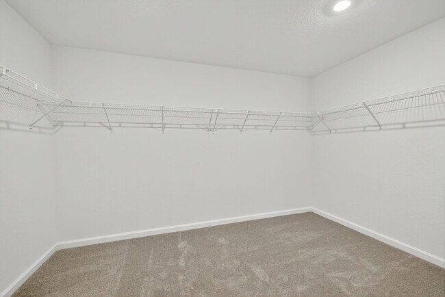 Building Photo - 728 Carlyle Wy