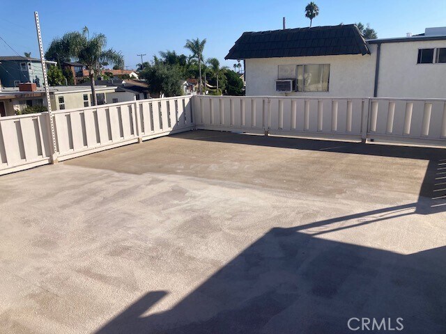 Building Photo - 128 W Escalones