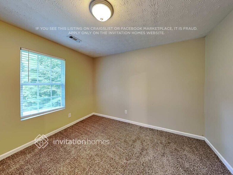 Building Photo - 135 Hidden Brook Trail