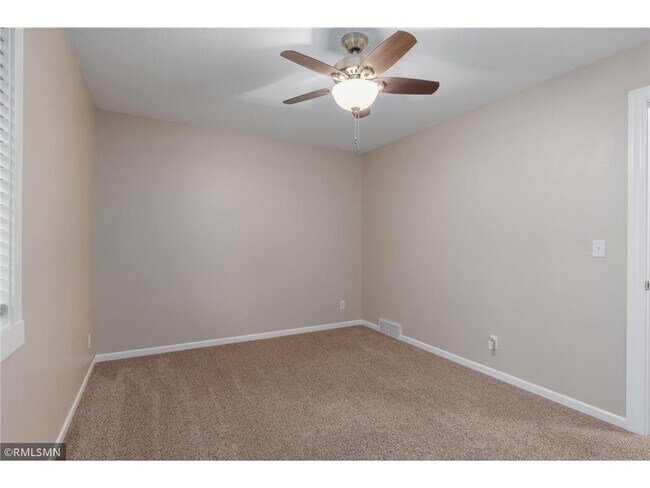 Building Photo - 751 Sandhill Point Rd