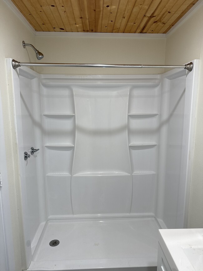 Building Photo - 289 private Rd