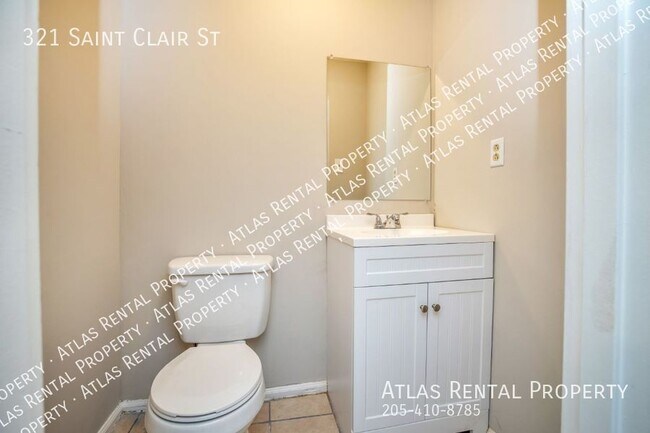 Building Photo - 321 St Clair St