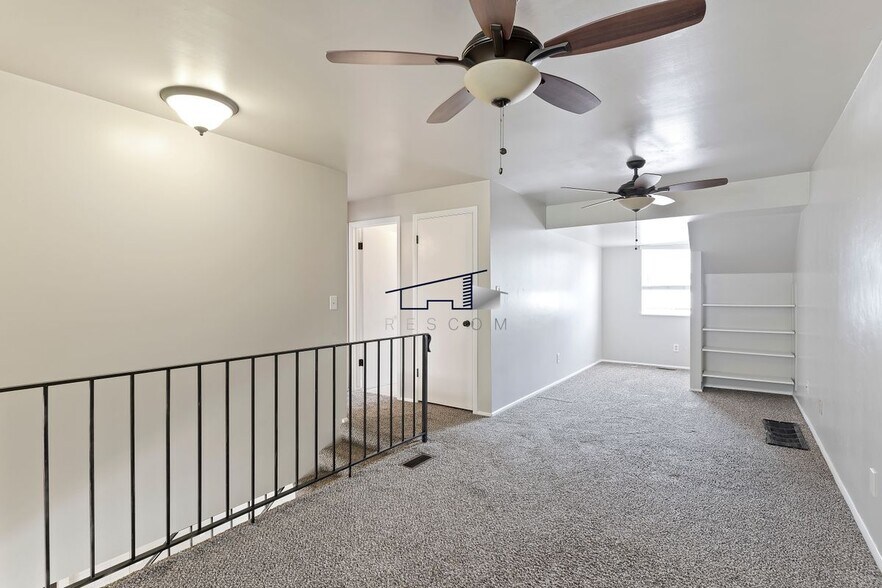 Building Photo - 77 Pheasantbrook Cir