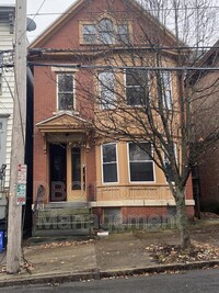 Building Photo - 210 Myrtle Ave