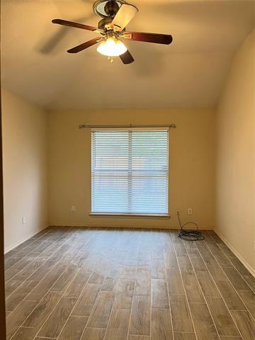 Building Photo - 1704 Vista Verde Cir