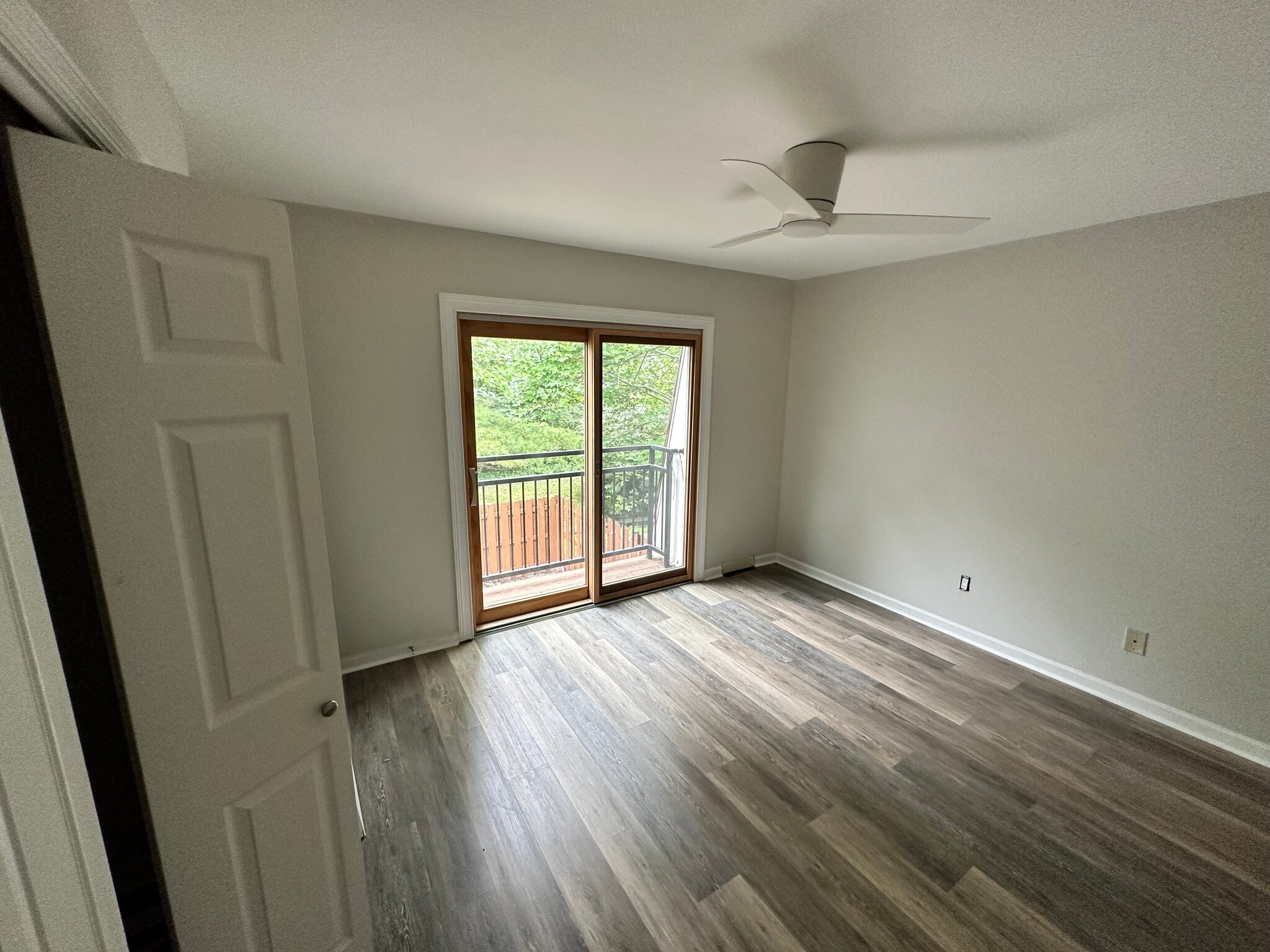 Building Photo - 813 Turkey Foot Ct
