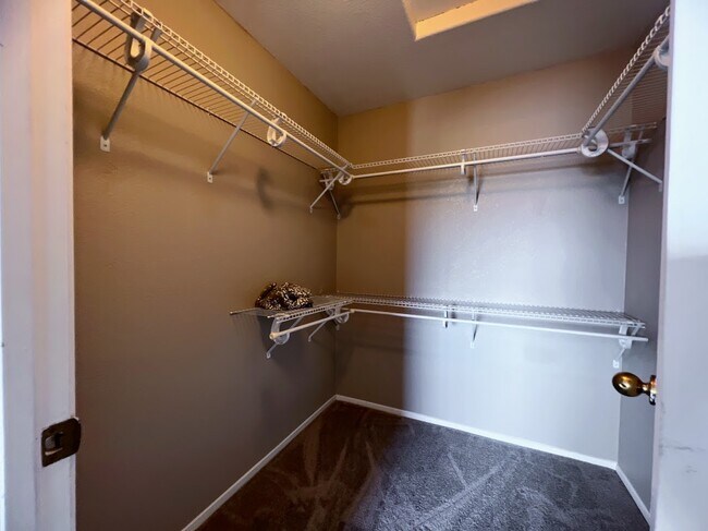 Walk-in closet - 21103 Gary Dr