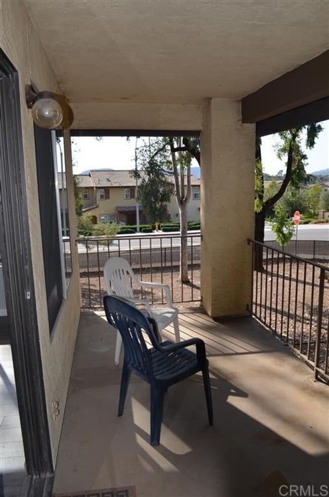 Building Photo - Spacious 3 bd/2ba 2 story Condo In San Marcos