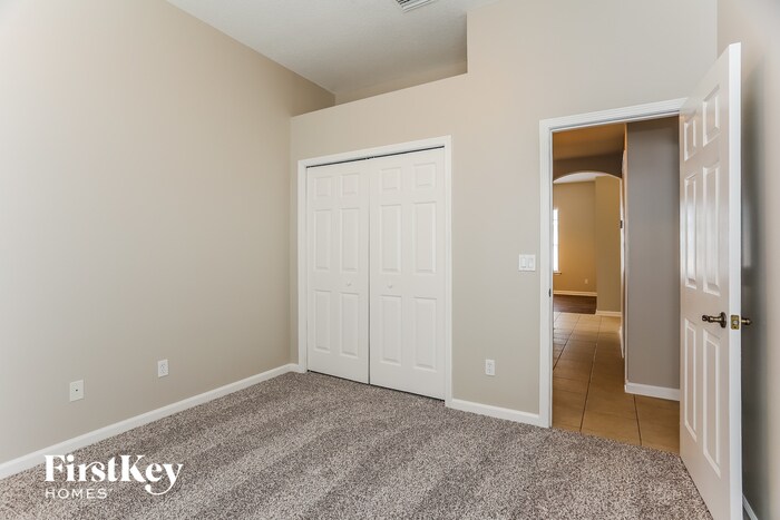 Building Photo - 13966 Devan Lee Dr W