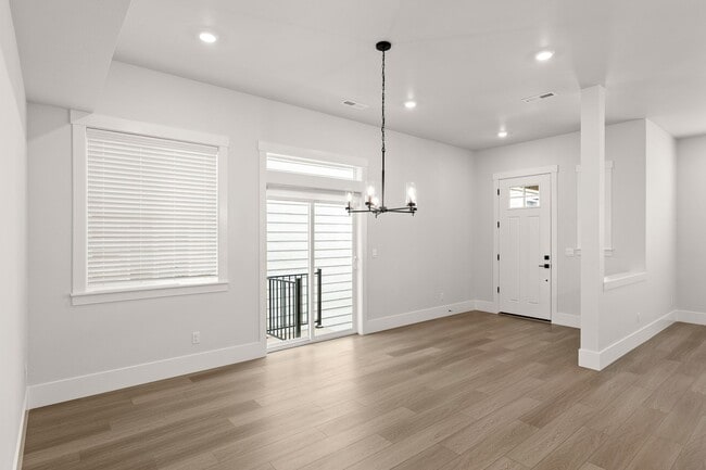 Building Photo - 13737 SW 165th Ave