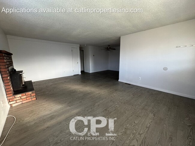 Building Photo - 410 Brierwood Ct SE