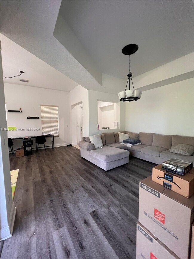 Building Photo - 8378 NW 39th Ct
