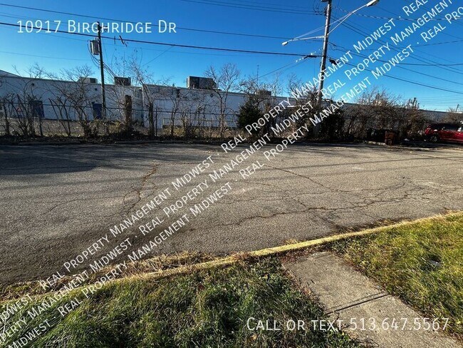 Building Photo - 10917 Birchridge Dr