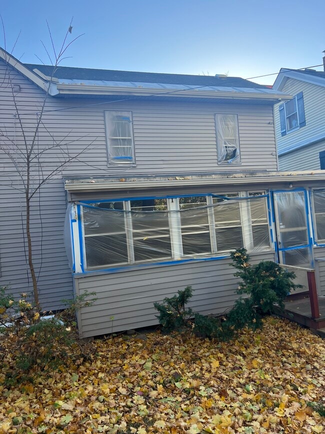 Building Photo - 36 Union St