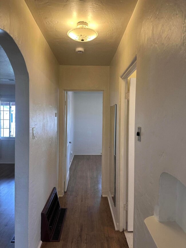 Building Photo - 4520 3rd St NW