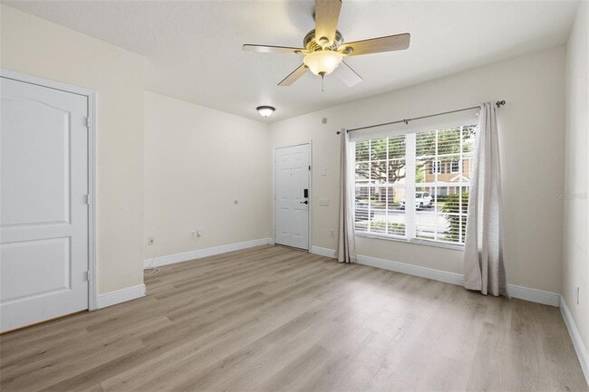 Building Photo - 1141 Kennewick Ct