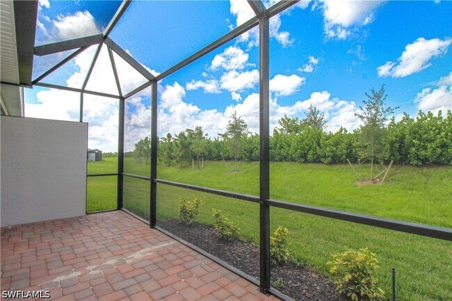 Building Photo - 2156 Dragonfruit Wy