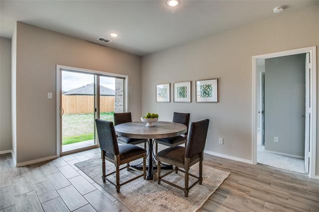 Building Photo - 924 Billups Dr