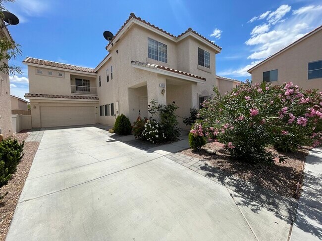 Primary Photo - Carry Over Showing: This property has been...