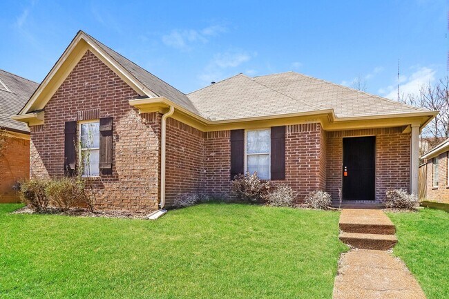 Building Photo - 1021 Crayton Ridge Dr