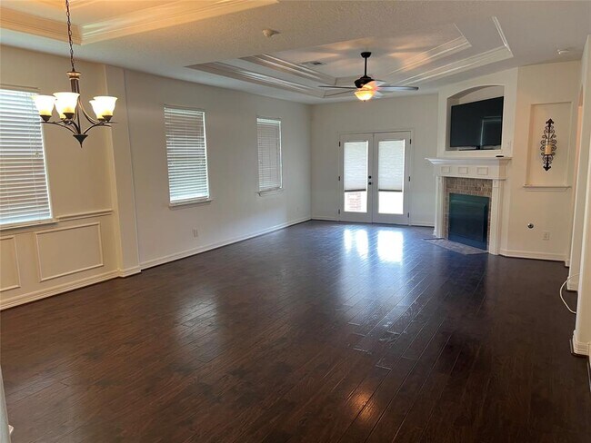 Building Photo - 13230 Victory Way