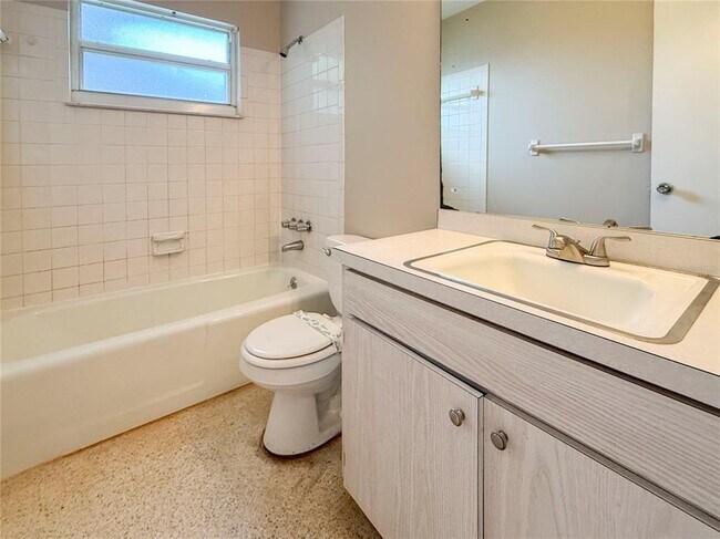 Building Photo - 4417 Parnell Dr