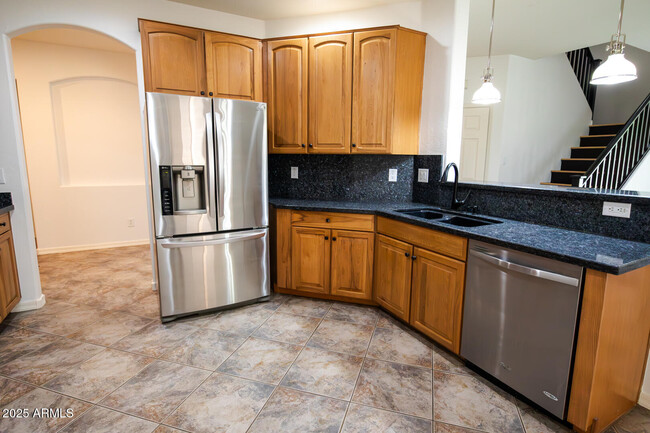 Building Photo - 4522 W Ravina Ln