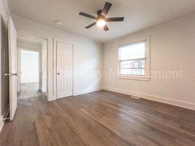 Building Photo - 417 N 13th St