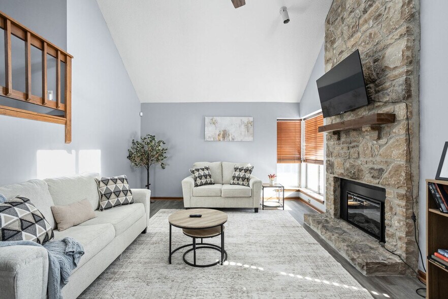 Primary Photo - 7542 Higdon Ct