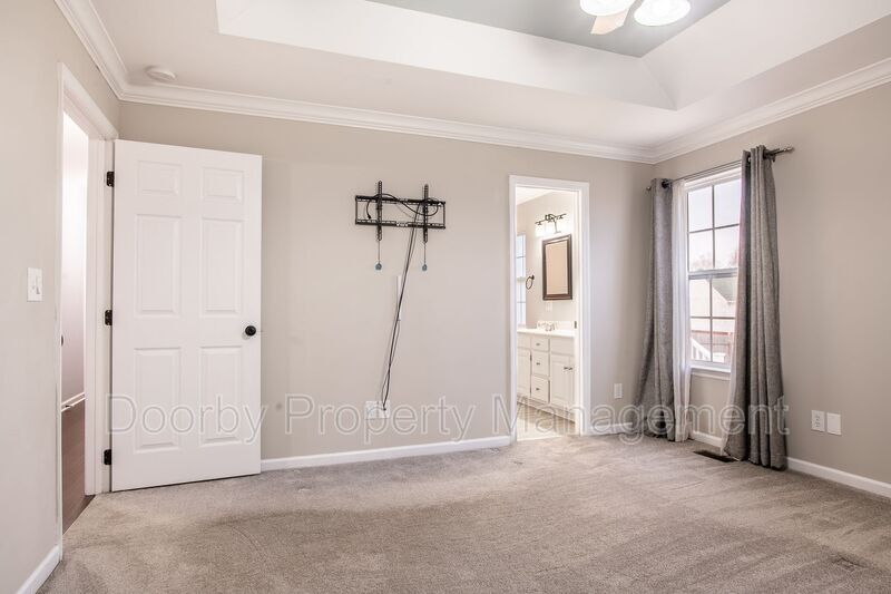Building Photo - 8170 Fatherson Cir