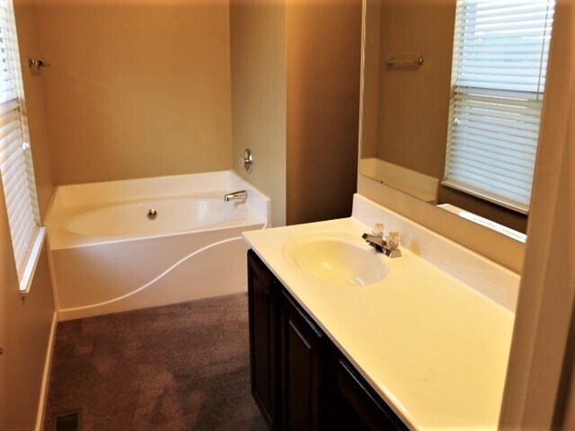 Building Photo - 3903 Rivers Run Dr