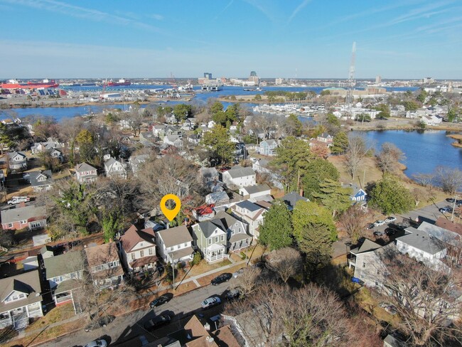 Building Photo - Charming, Renovated House in Portsmouth