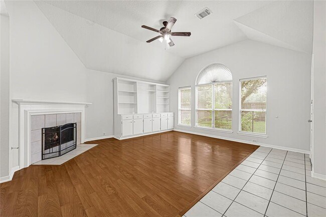 Building Photo - 7530 Broken Oak Ln
