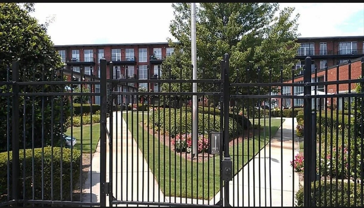 Front gate - 5200 Peachtree Rd