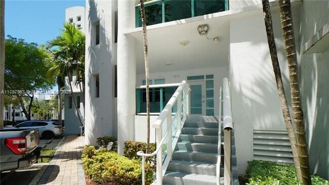 Building Photo - 7918 Harbor Island Dr