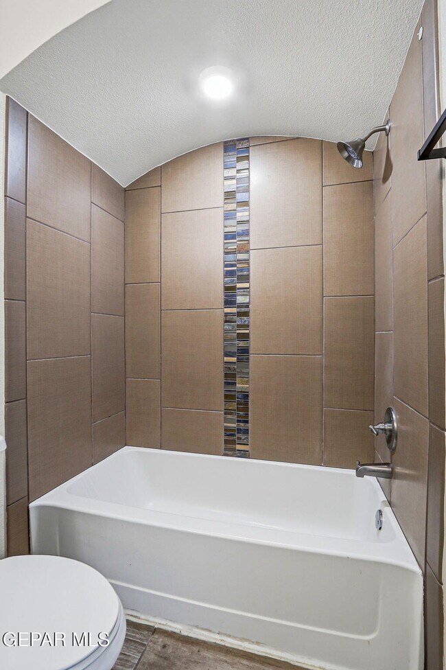 Building Photo - 717 HC Gilbert Minjares Dr