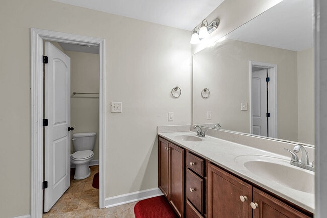 Building Photo - 308 Channel Run Ln