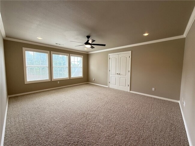 Building Photo - 4754 Stonewall Crossing